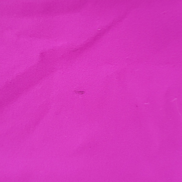 Womans exercise top - Picture 5 of 6